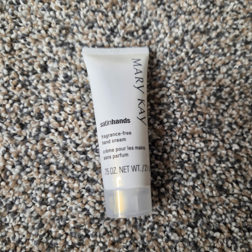 Mary Kay Satin Hands Fragrance-Free Hand Cream Travel Size 0.75 oz 21g